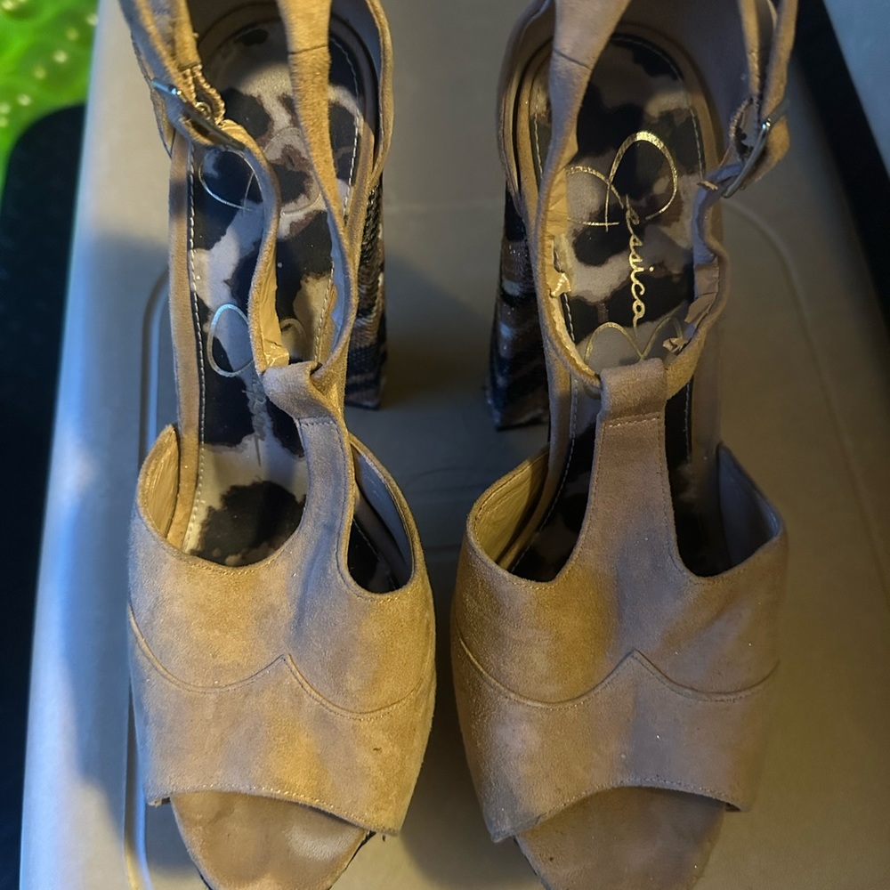Jessica Simpson heels